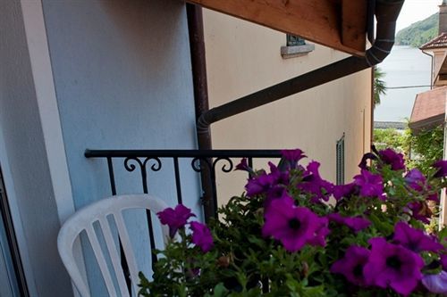 Hotel Bettina Mergozzo Exterior photo